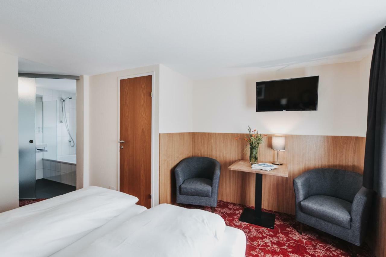 Hotel Adler Warth  Eksteriør bilde