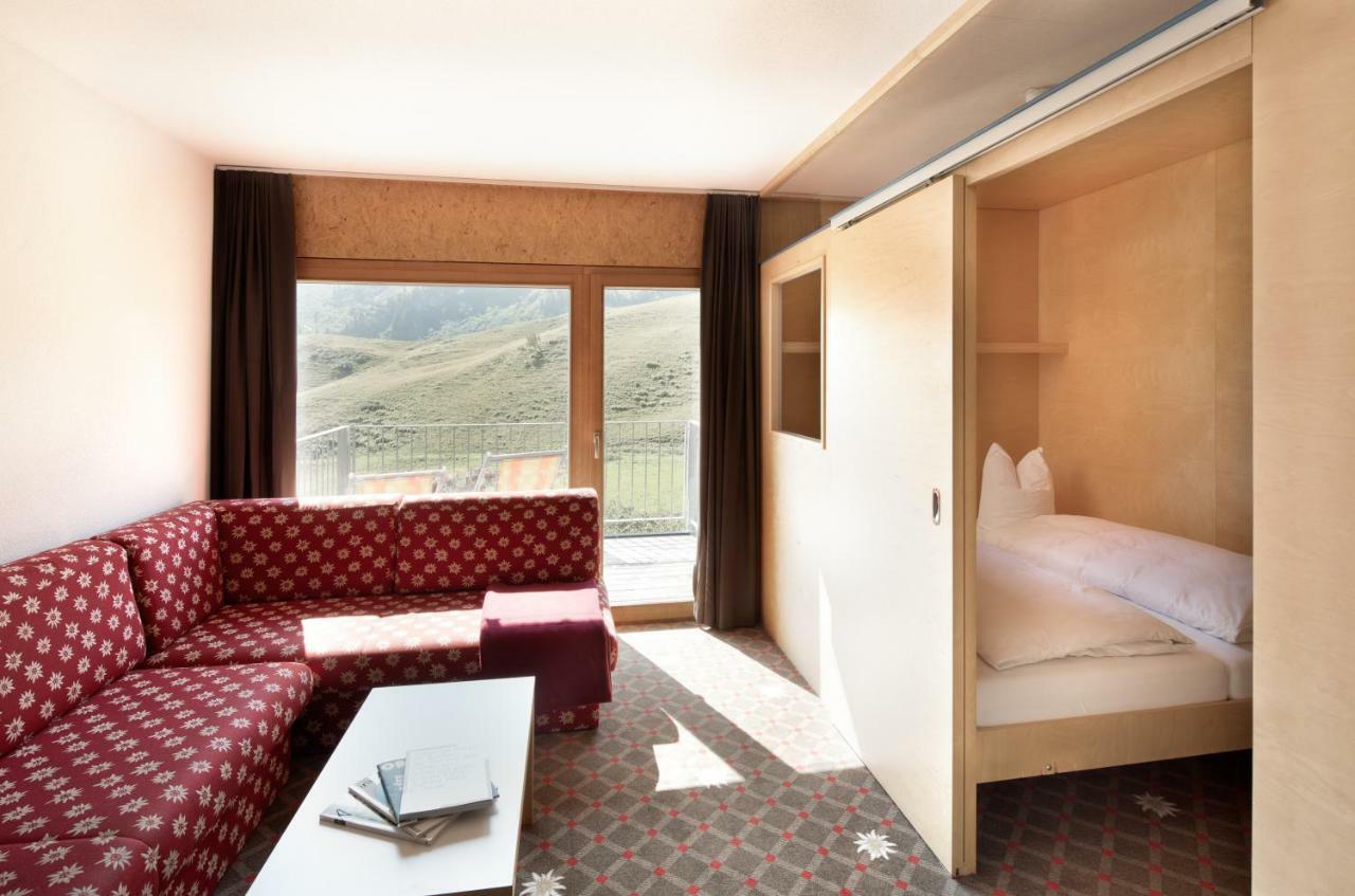 Hotel Adler Warth  Eksteriør bilde