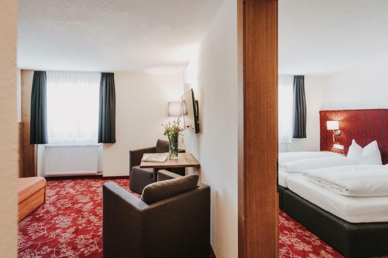 Hotel Adler Warth  Eksteriør bilde